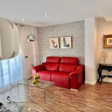 Appartamento Apartamento Centrico Con Plaza De Garaje Y Piscina Murcia Esterno foto