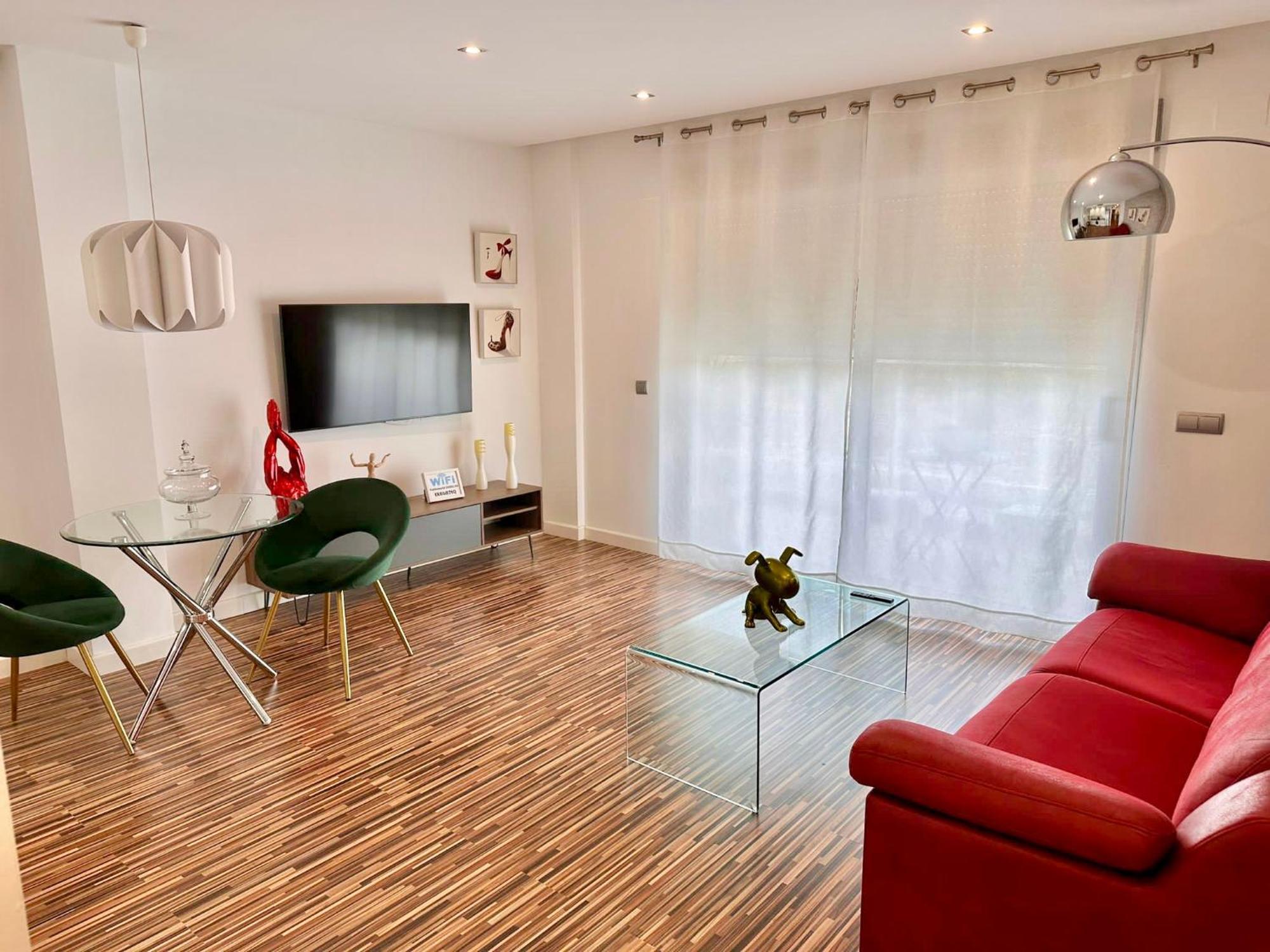 Appartamento Apartamento Centrico Con Plaza De Garaje Y Piscina Murcia Esterno foto